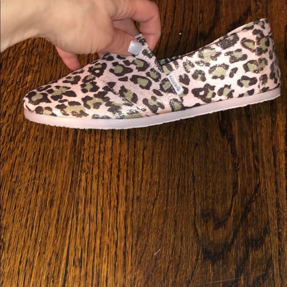 Leopard flats - Picture 3 of 5